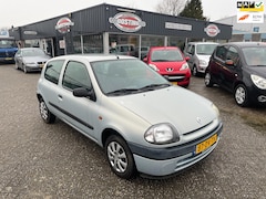 Renault Clio - 1.2(171dkm, nap, zeer mooi, bj00, 999, -)