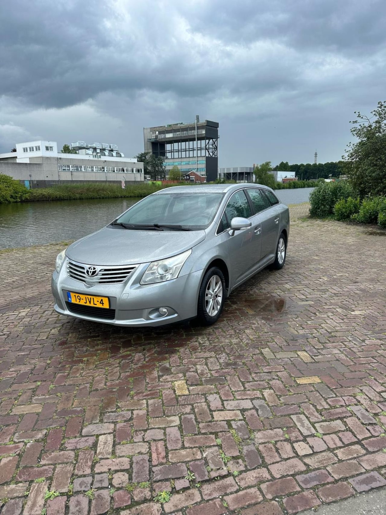 Toyota Avensis Wagon - 1.6 VVTi Dynamic 1.6 VVTi Dynamic - AutoWereld.nl