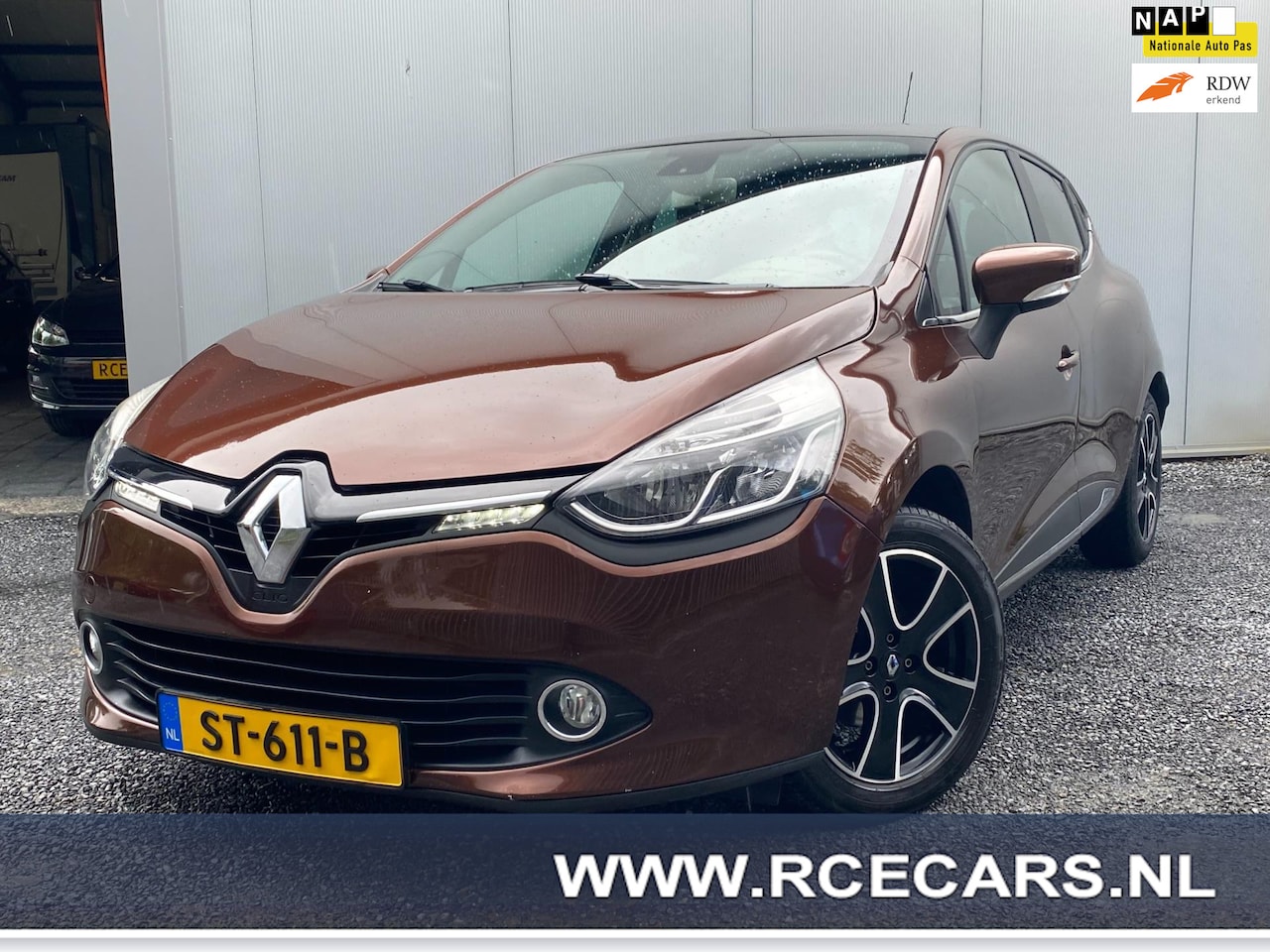 Renault Clio - 1.2 GT Automaat|Panorama|Camera |Navigatie|Cruise|Blueth|PDC|Keyless Go -Start Stop - AutoWereld.nl