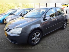 Volkswagen Golf - 1.6 FSI Optive 3