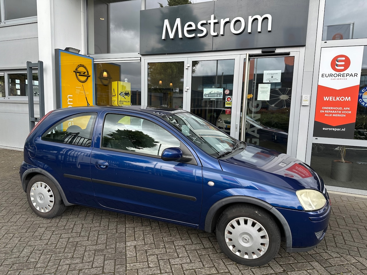 Opel Corsa - 1.2-16V Enjoy 1.2-16V Enjoy nieuwe APK - AutoWereld.nl