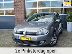 Volkswagen Golf - 1.2 TSI Tour 5DR |Nap |Navi |Apk