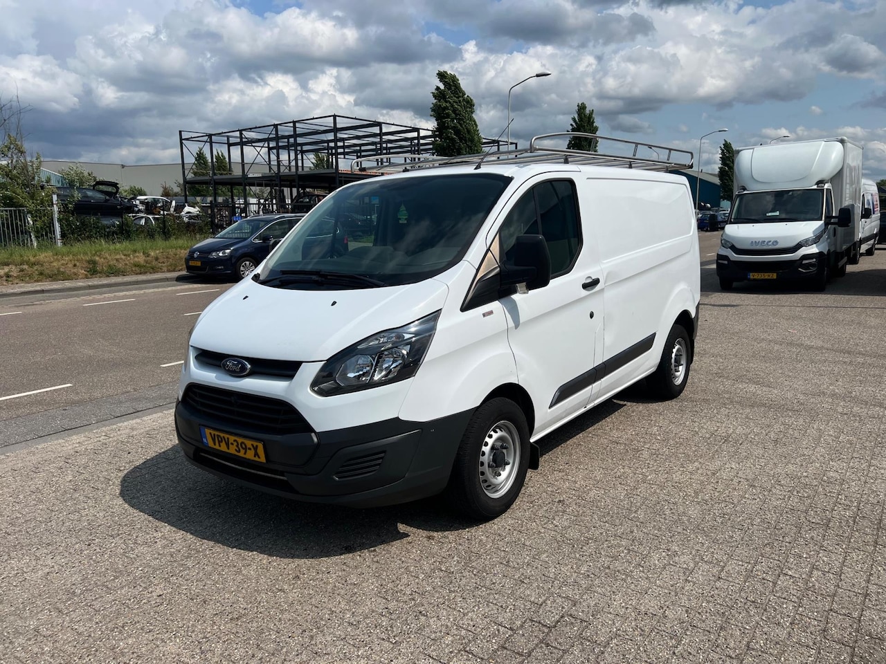 Ford Transit Custom - 270 2.0 TDCI L1H1 Trend 270 2.0 TDCI L1H1 Trend - AutoWereld.nl