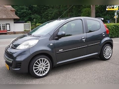Peugeot 107 - 1.0-12V Millesim 200 5Drs Automaat Navi