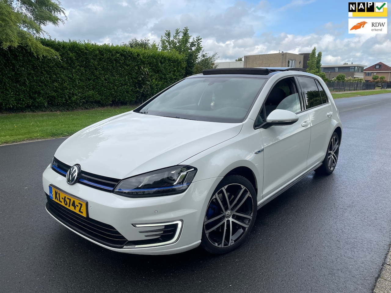 Volkswagen Golf - 1.4 TSI GTE DSG/PANO/CLIMA/NAP/APK - AutoWereld.nl