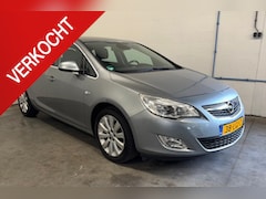 Opel Astra - 1.6 Cosmo Nav.- Trekhaak - Bleutooth
