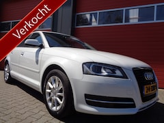 Audi A3 Sportback - 1.2 TFSI Attraction 105PK Automaat Clima Cruise LMV Trekhaak NL-Auto