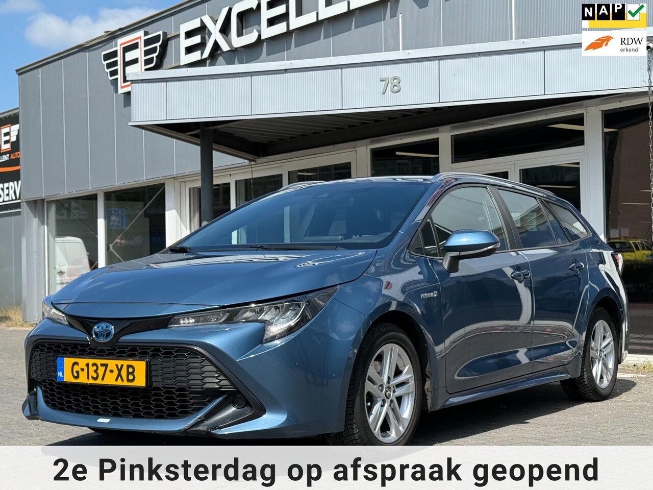 Toyota Corolla Touring Sports - 1.8 Hybrid Active Navigatie - AutoWereld.nl