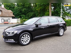 Volkswagen Passat Variant - 1.6 TDI Comfortline Navi Trekhaak Lm Velgen
