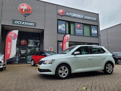 Skoda Fabia - 1.0 Active| 5 deurs| lichtmetaal| airco| infotainment scherm| lage kilometerstand