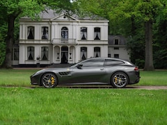 Ferrari GTC4 - Lusso T 3.9 V8 | Lift | Pano-dak | Pass. display | 360 cam | Adapt. koplampen | Orig. NL