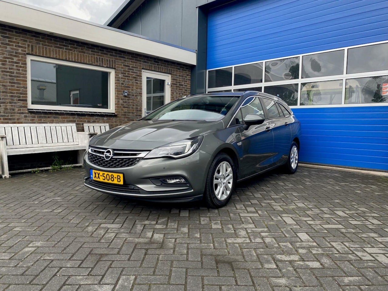 Opel Astra Sports Tourer - 1.0 Turbo Business Executive - AutoWereld.nl