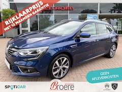 Renault Mégane Estate - 1.2 Energy TCe 130pk Bose | trekhaak, parkeersensoren voor en achter, camera, navigatie, k