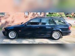 BMW 5-serie Touring - 520i Executive