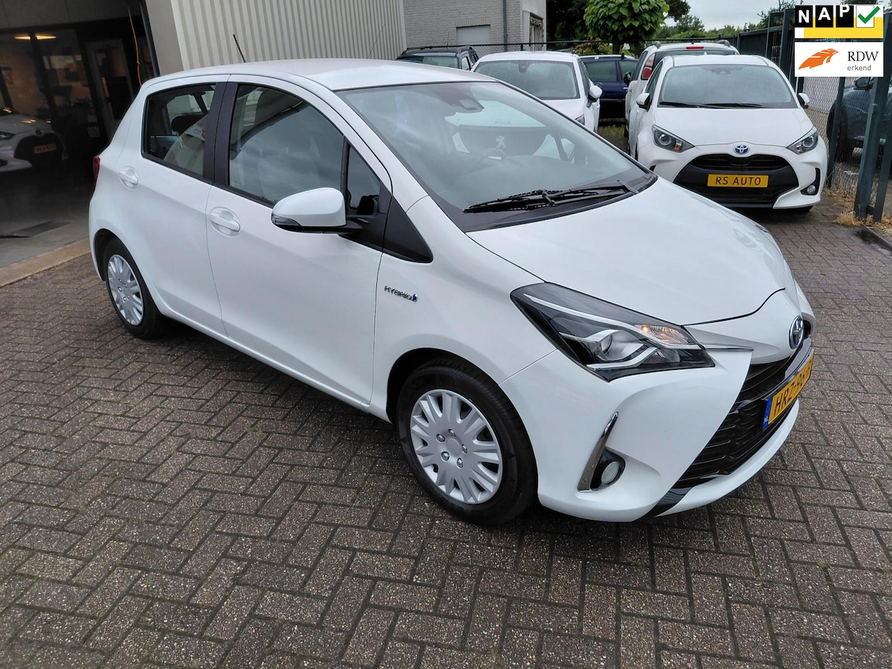 Toyota Yaris - 1.5 Hybrid Active 1.5 Hybrid Active - AutoWereld.nl