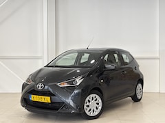 Toyota Aygo - 1.0 VVT-i x-play Apple Car play Airco Camera | NL-Auto | Historie volledig |