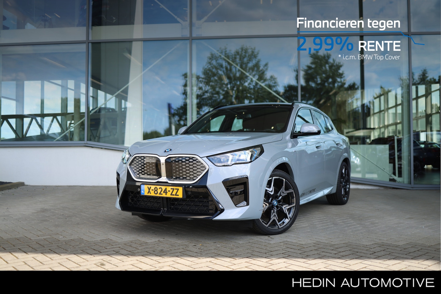 BMW iX2 - xDrive30 65kWh | M-Sportpakket | Adaptief M-onderstel | Panoramadak elektrisch | Head-Up D - AutoWereld.nl