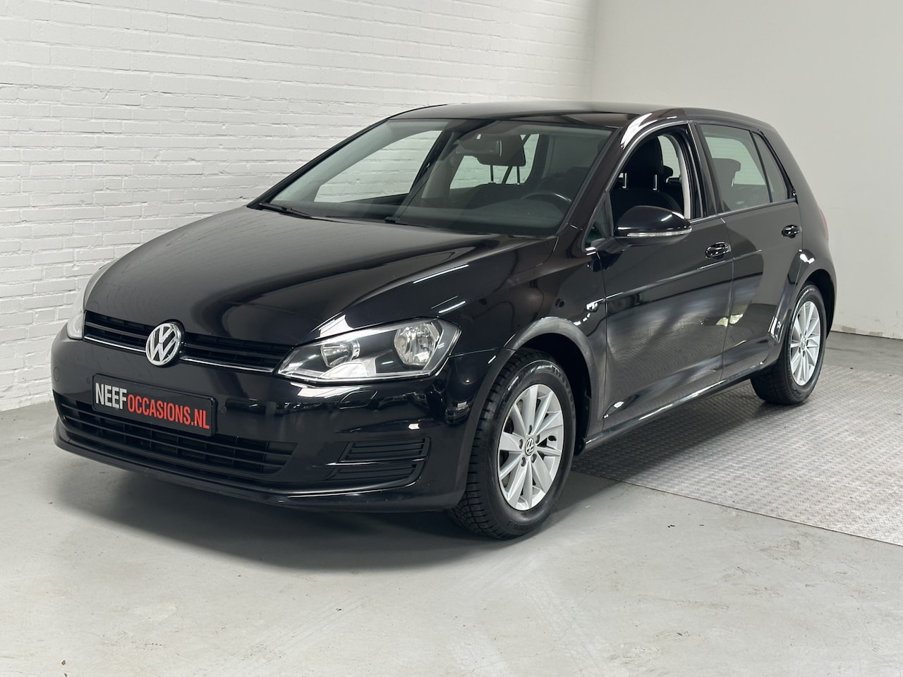 Volkswagen Golf - 1.4 TSI Connected Series Airco / Cruise /Elk.Pakket /Trekhaak - AutoWereld.nl