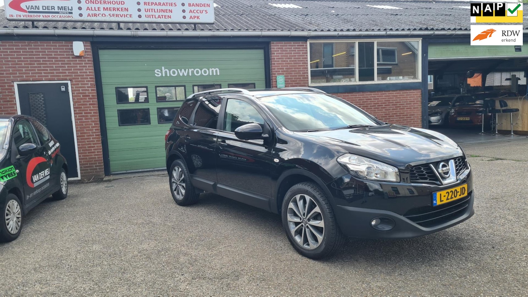 Nissan Qashqai+2 - 2.0 Tekna panorama dak - AutoWereld.nl