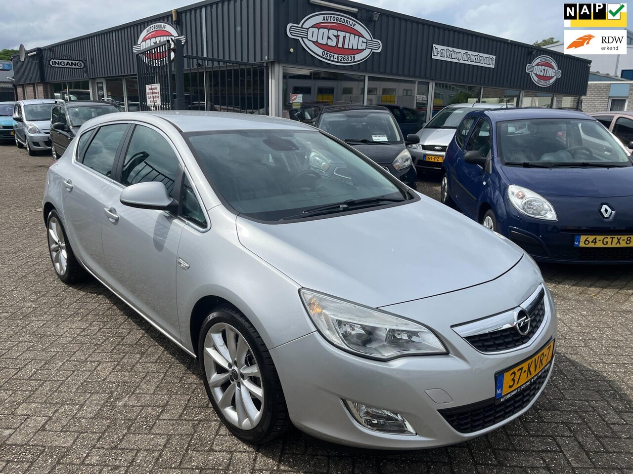Opel Astra - 1.6 Cosmo(st-bekr,leer,clima,elekt-pakket.bj10,2999,-) - AutoWereld.nl