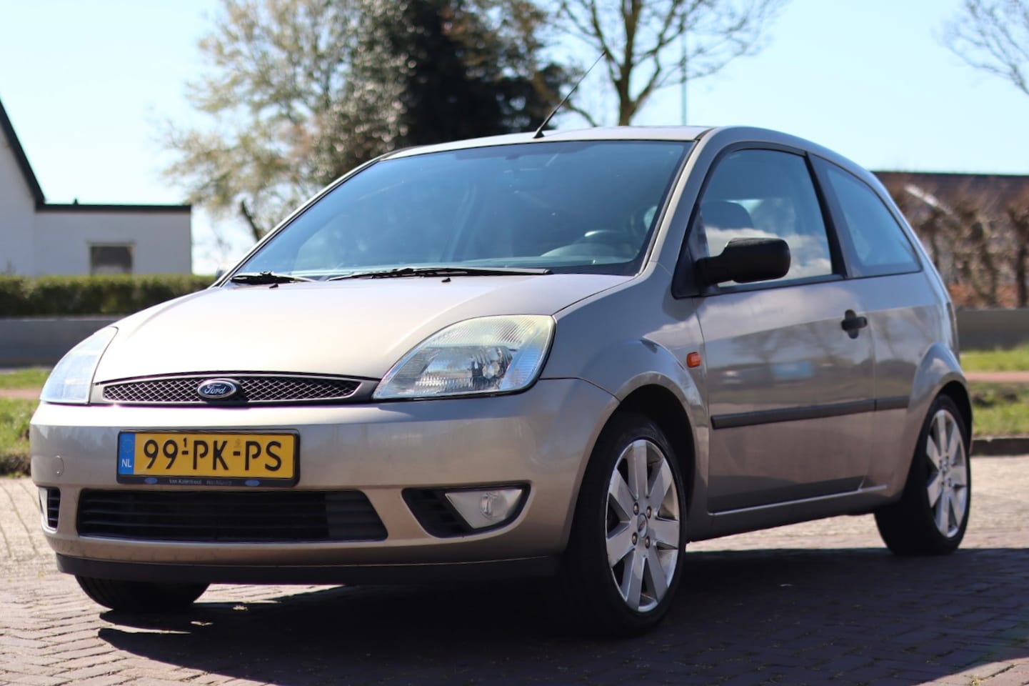 Ford Fiesta - 1.3 Futura - AutoWereld.nl