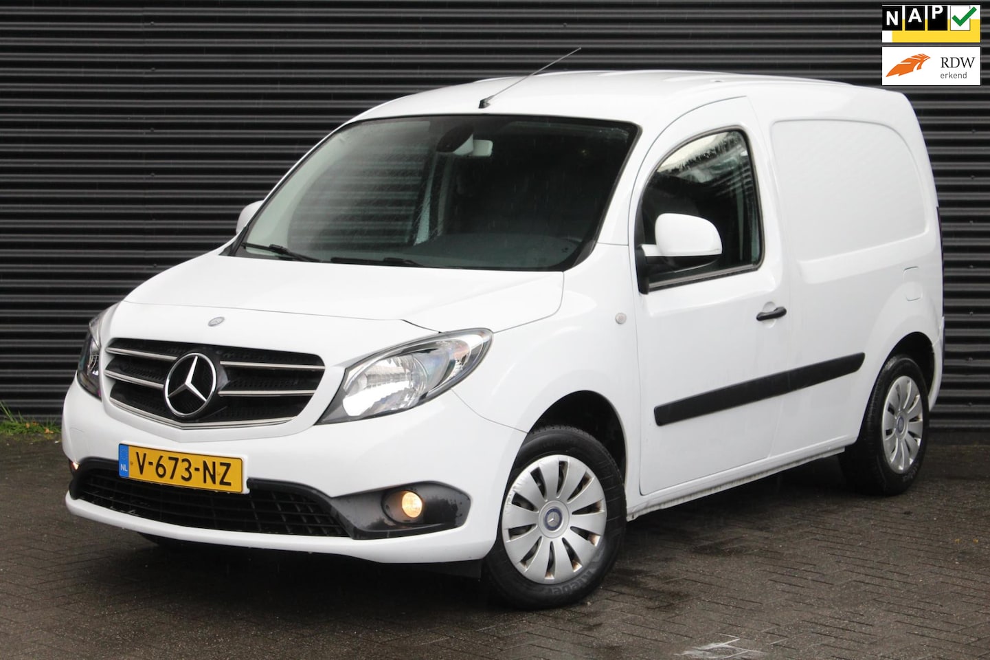 Mercedes-Benz Citan - 108 CDI | Airco | Cruise | PDC | 3 zit | - AutoWereld.nl