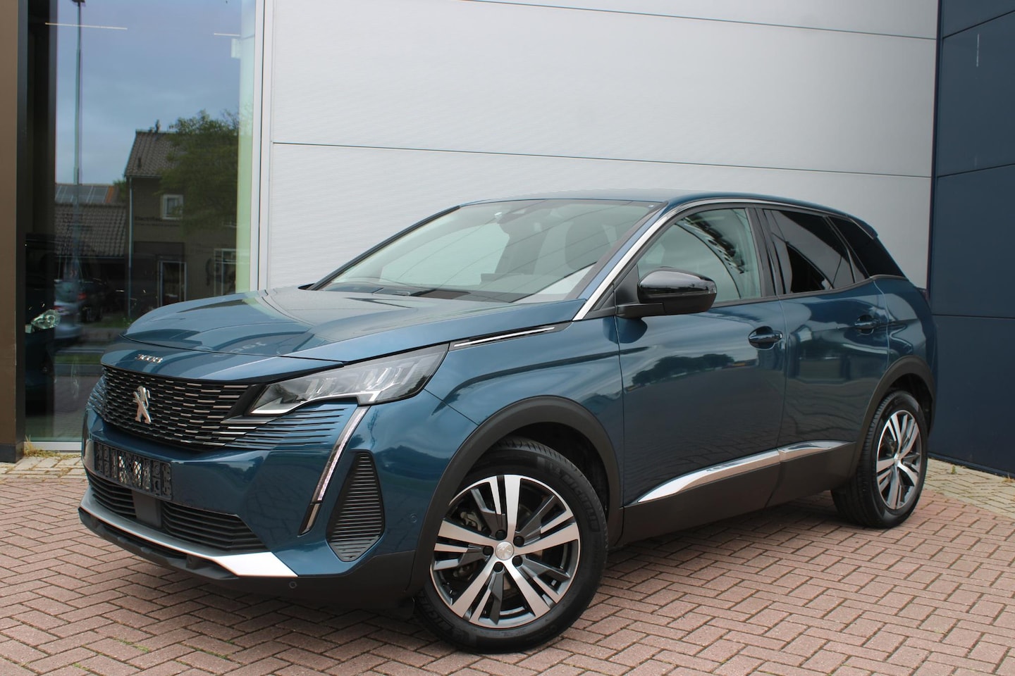 Peugeot 3008 - 1.2 PureTech Allure Pack Business 1.2 PureTech 130pk Allure Pack Business - AutoWereld.nl