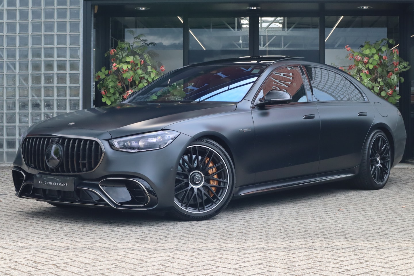 Mercedes-Benz S-klasse - AMG 63 S E Performance | Magno Nachtzwart, Manufaktur interieur, Keramisch, Carbon interie - AutoWereld.nl