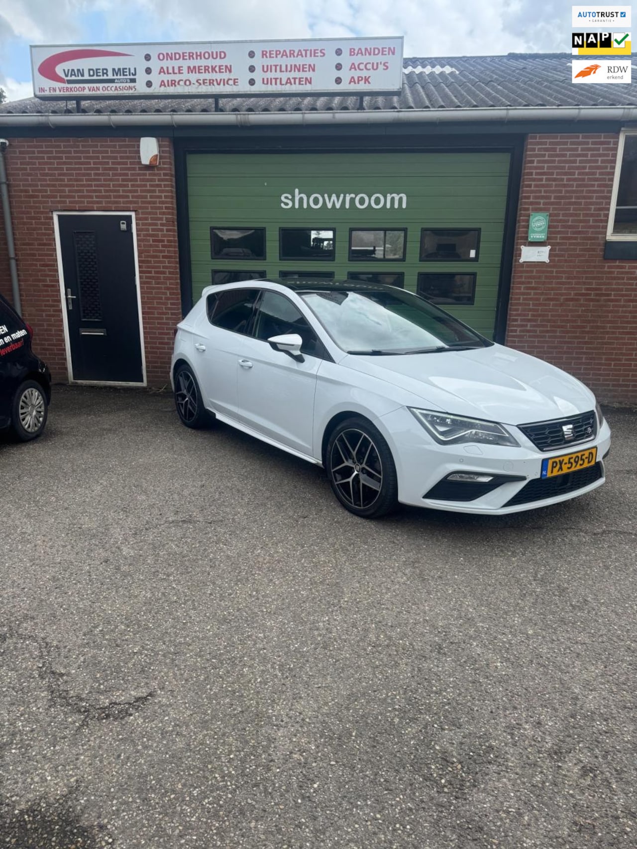 Seat Leon - 1.4 EcoTSI FR pano DSG Bomvol! - AutoWereld.nl