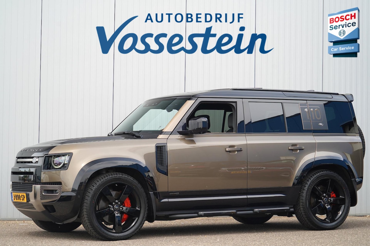 Land Rover Defender 110 - 3.0 P400 110 X 7-pers. / Milltek / Head-Up / Stoelkoeling / Pano / Trekhaak / Clearsight / - AutoWereld.nl