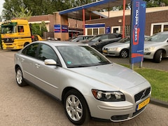 Volvo S40 - 2.4 140PK Automaat