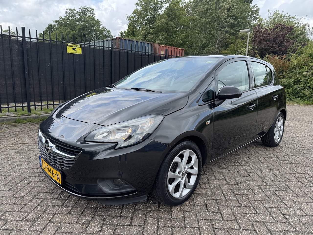 Opel Corsa - 1.4 Edition 5 Drs Airco/Cruise/LMV - AutoWereld.nl