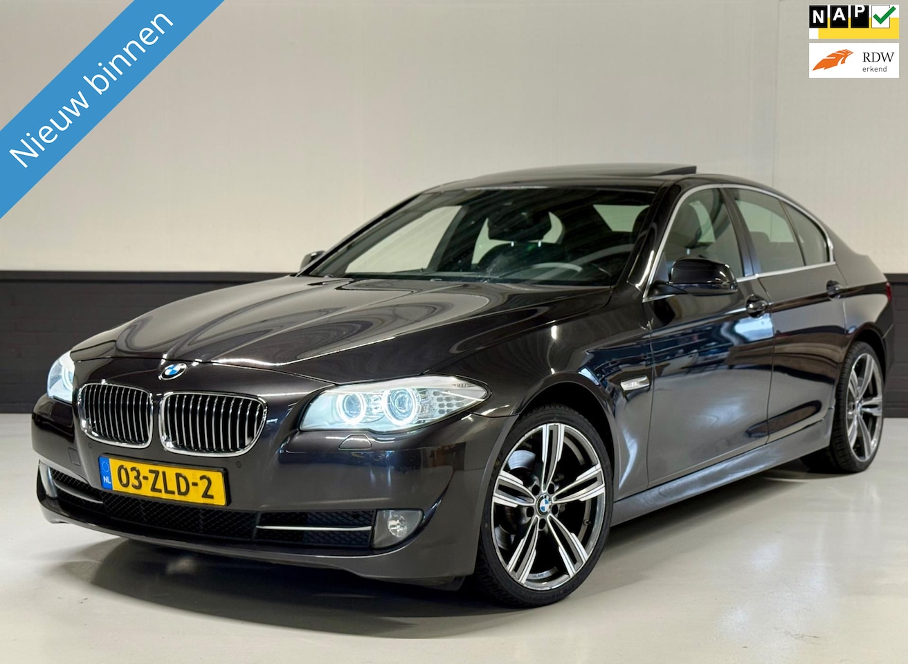 BMW 5-serie - 520i High Executive Automaat|Leer| Opendak!! - AutoWereld.nl