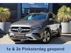Mercedes-Benz GLA-Klasse - 200 Star Edition 164pk Stoelverwarming/Trekhaak/Camera