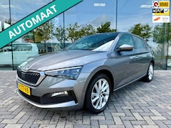 Skoda Scala - 1.0 TSI automaat Business Edition, CarPlay, Panoramadak, Trekhaak