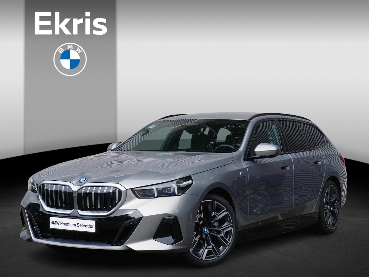 BMW 5-serie Touring - 530e | M Sportpakket | Trekhaak | Driving Assistant Plus - AutoWereld.nl