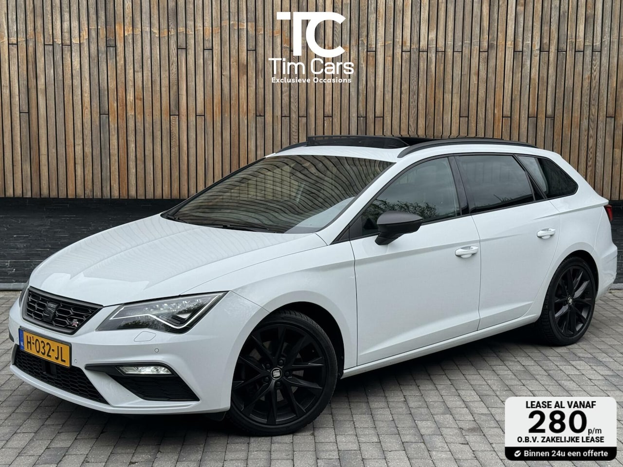 Seat Leon ST - 1.5 TSI FR Ultimate Edition Black Automaat | Panoramadak | Leer/alcantara bekleding | Beat - AutoWereld.nl