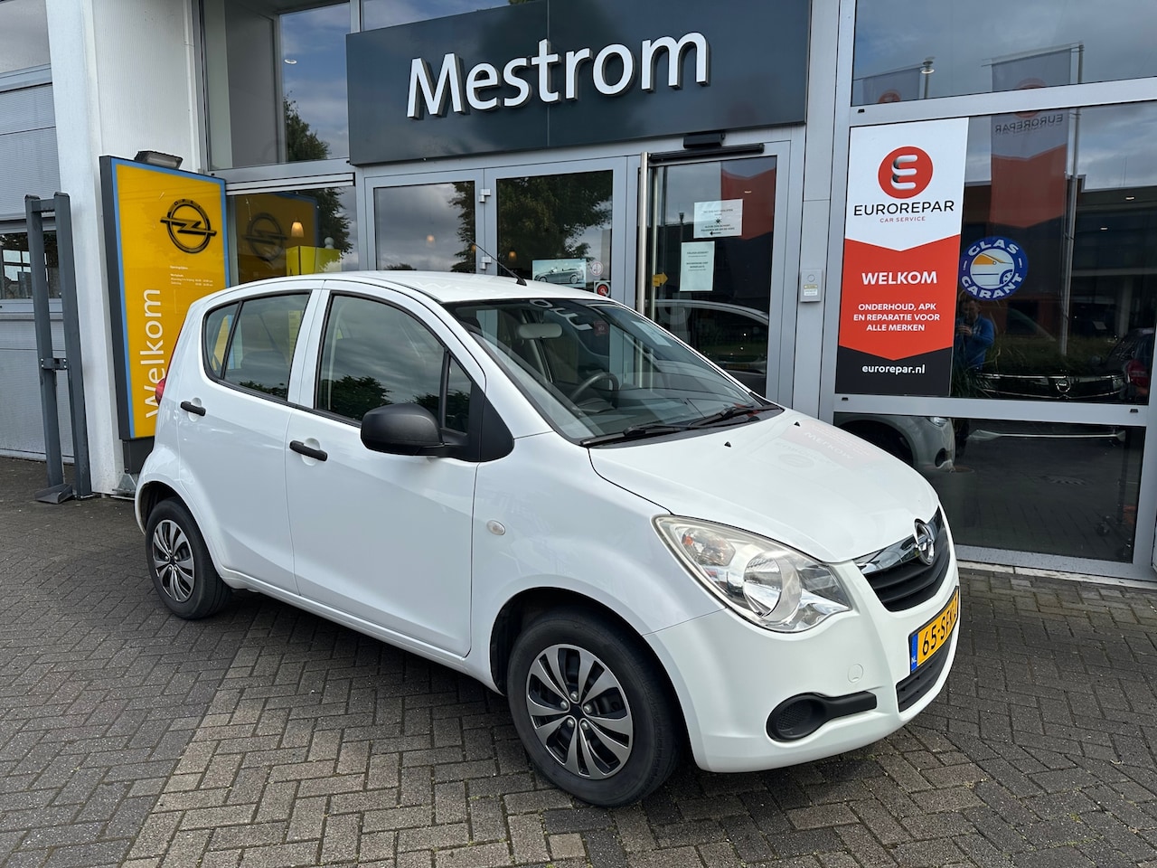 Opel Agila - 1.0 Selection / nieuwe APK / lage KM stand - AutoWereld.nl