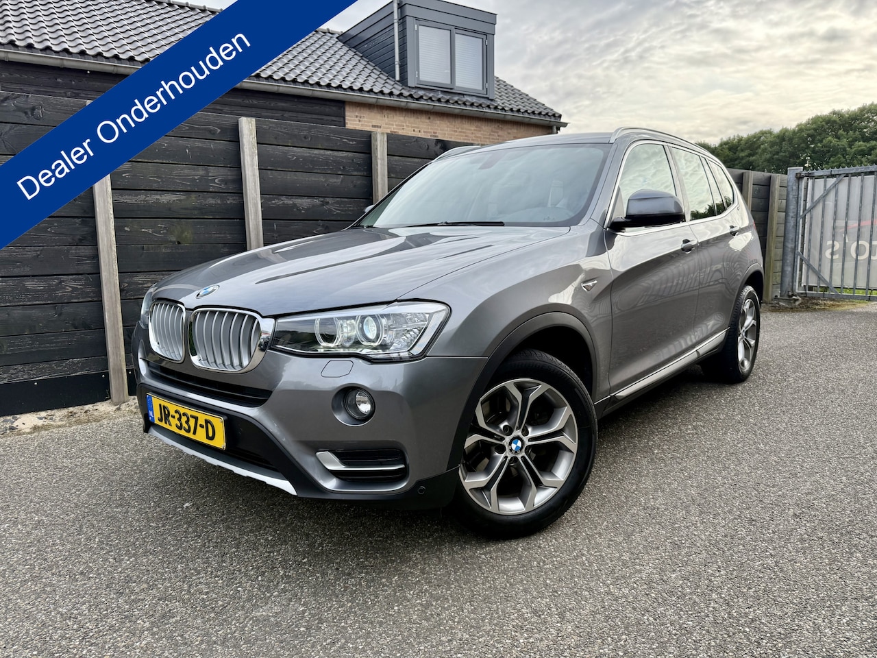 BMW X3 - xDrive20i Centennial High Executive dealer onderhouden - AutoWereld.nl