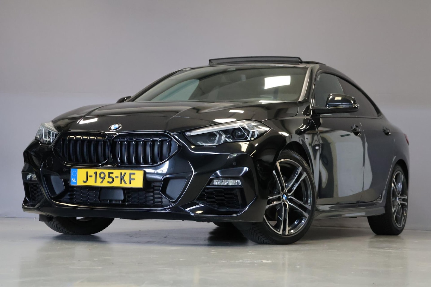 BMW 2-serie Gran Coupé - 218i High Executive M Sport|Panorama|Sfeer Verlichting| - AutoWereld.nl