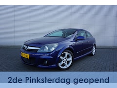 Opel Astra GTC - 1.6 Cosmo OPC-line / Xenon / Climate / Cruise / Trekhaak