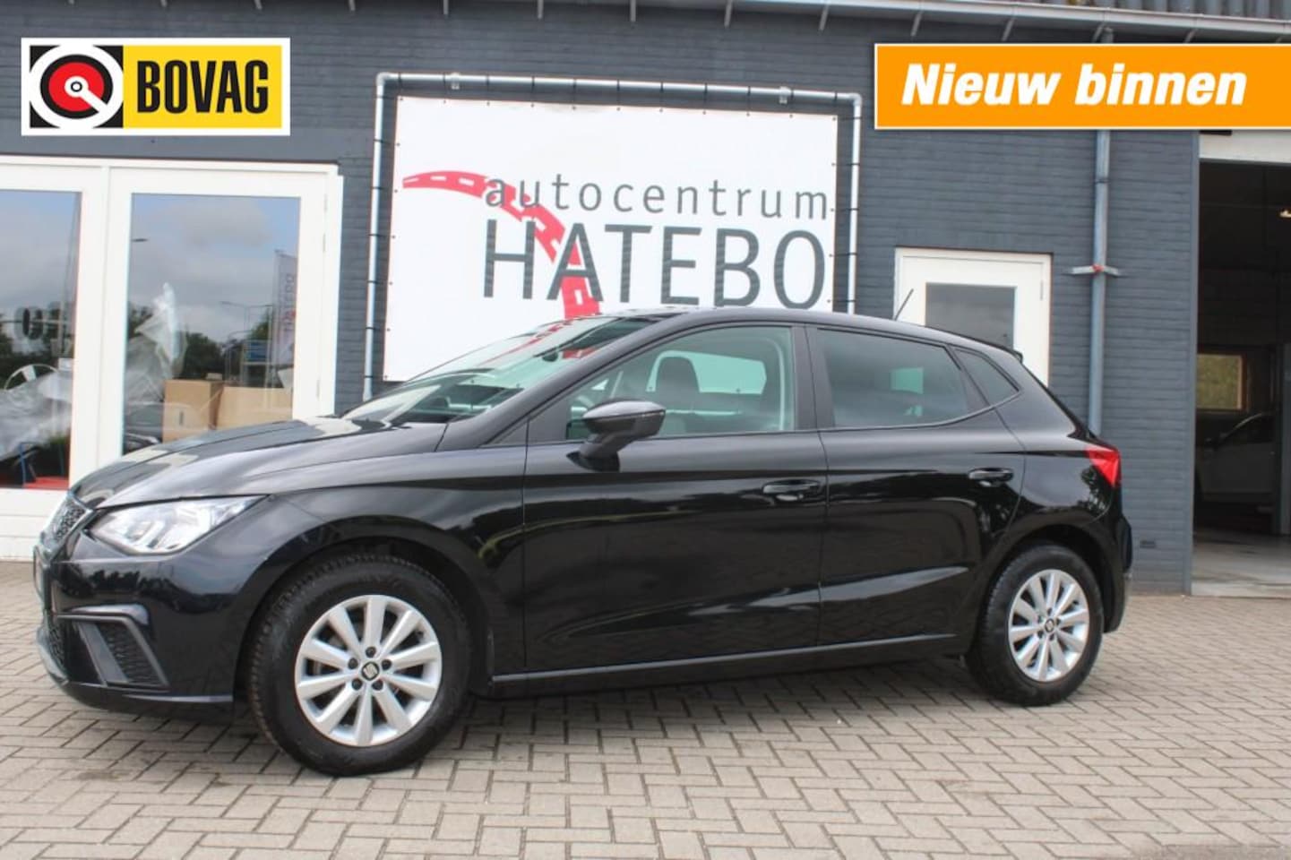 Seat Ibiza - 1.0 TSI Business Intense Navi Cruise Apple Car Play LM 16 Sport - AutoWereld.nl