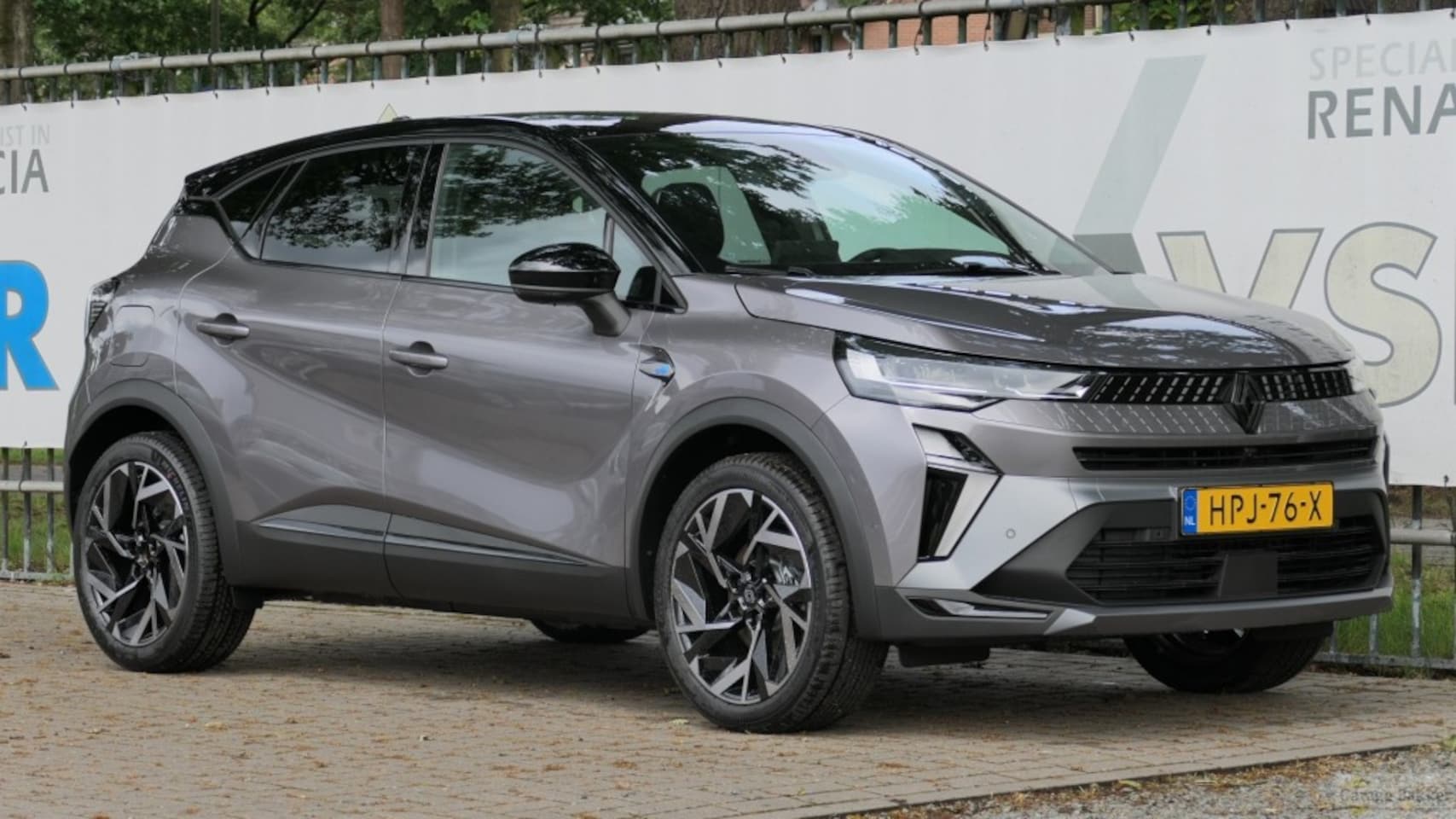 Renault Captur - 1.6 145 HEV esprit Alpine - AutoWereld.nl