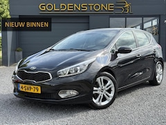 Kia Cee'd - 1.6 GDI Business Pack Navi, Camera, Clima, Cruise, Pdc, 6 bak, Lm Velgen, 135pk, 2e Eigena