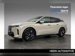 BMW iX - xDrive45 101 kWh | Comfort Access | Trekhaak met elektrisch wegklapbare kogel | Glazen pan