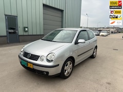 Volkswagen Polo - 1.4-16V Comfortline apk nieuw 2002 weining kilometers
