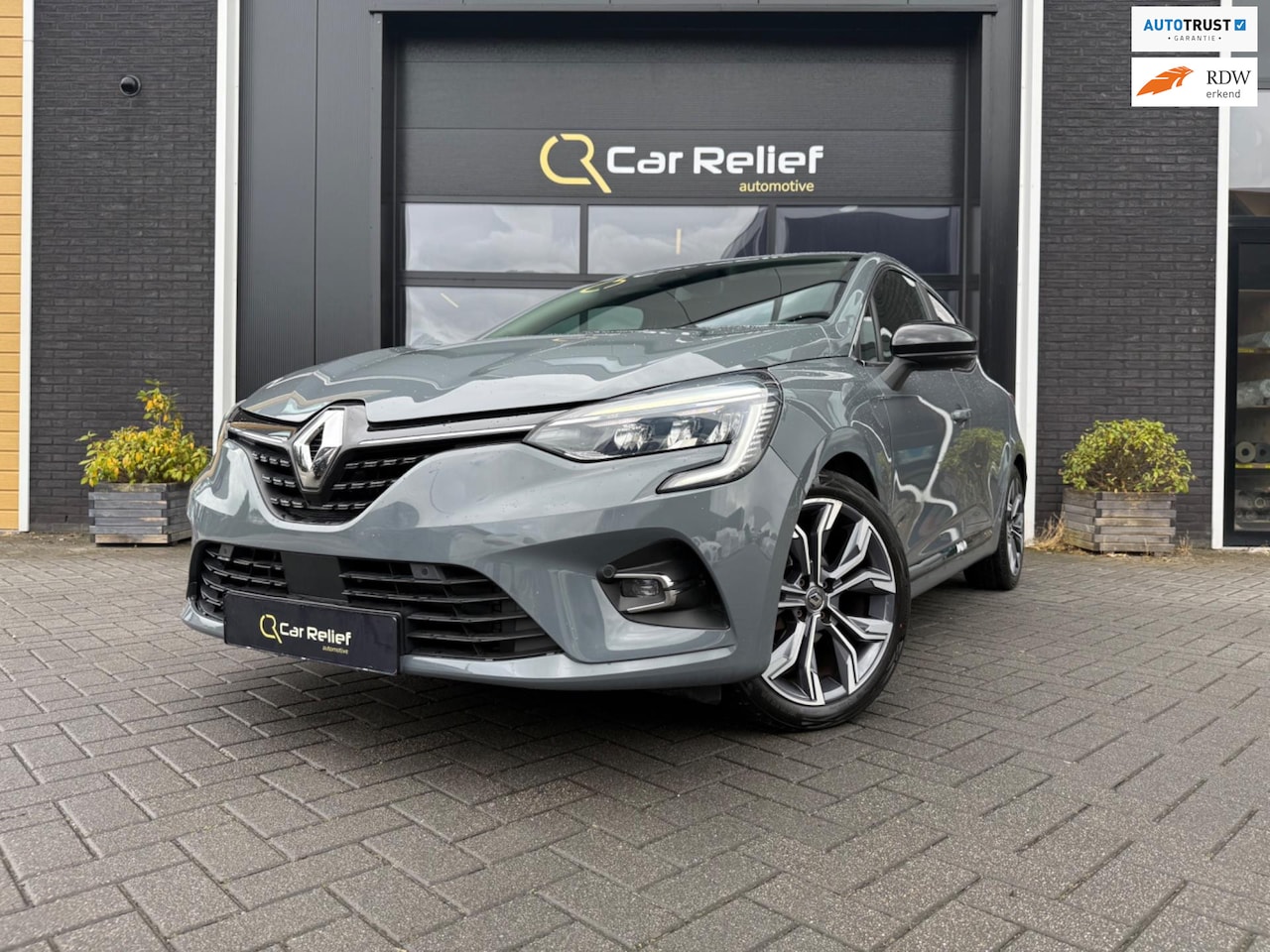 Renault Clio - 100 TCe Intens, Stoelverwarming, Parkeercamera, Apple CarPlay, Trekhaak, Parkeersensoren v - AutoWereld.nl