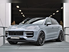 Porsche Cayenne Coupé - 3.0 E-Hybrid Sport Design 470pk Pano PassangerDisplay 18-weg Bose