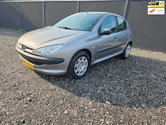 Peugeot 206 - 1.4 Pop' Art 5-DEURS * NIEUWE APK AIRCO