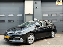 Toyota Auris Touring Sports - Dealer onderhouden, 1e eigenaar, 1.8 Hybrid Lease pro PANORAMADAK, Stoelverwarming, camera